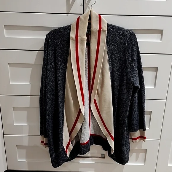 Womens Roots Jacket - Picture 1 of 3